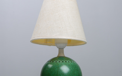 A ceramic table lamp, end of 20th century.