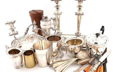 A mixed lot of electroplated items, comprising: a...