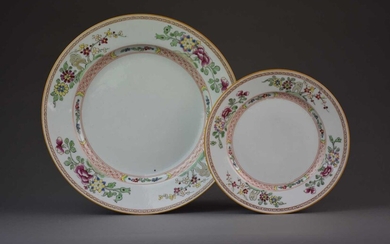 A set of Chinese famille rose plates, 19th century