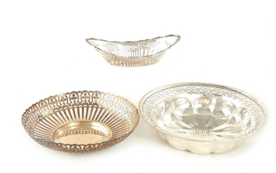 American reticulated silver dish and bowls (3pcs)