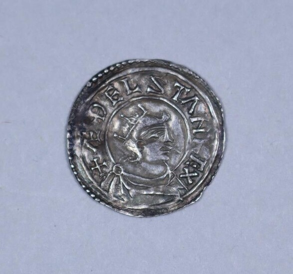 Athelstan, King of Wessex (924-939) - Silver Penny, crowned...