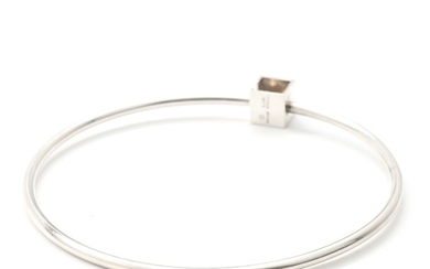 Bent Knudsen: A sterling silver neckring. Inside diam. 12.5 cm.