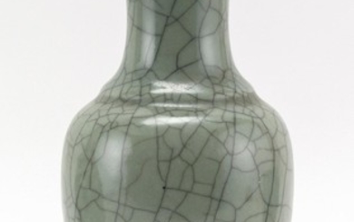 CHINESE GUAN WARE VASE In baluster form, with an overall crackle glaze. Height 9.8".
