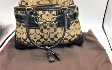 COACH Handbag Like-New with Dust Bag - Clean