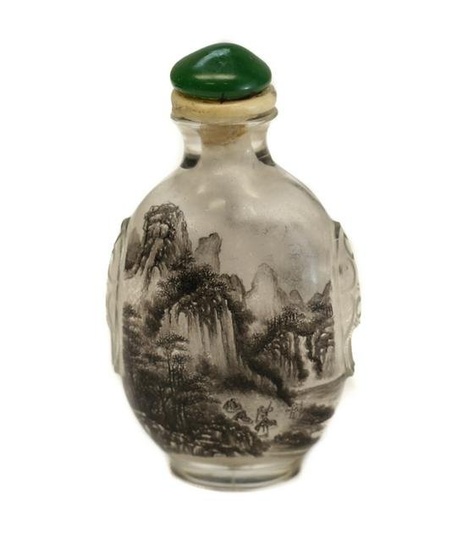 Chinese Glass Snuff Bottle, Mountains