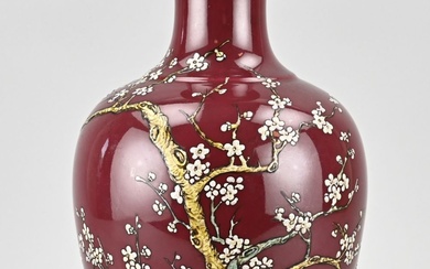 Chinese fam. rose vase, H 32 cm.