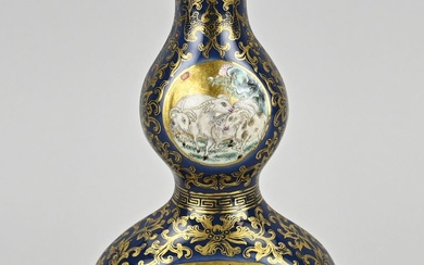 Chinese wall vase, H 20 cm.