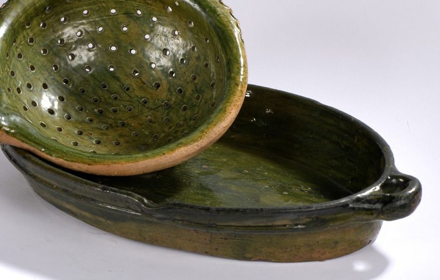 Drip pan in pinkish green glazed earthenware, oblong...