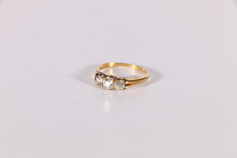 Early 20th century diamond three stone ring with brilliants ...