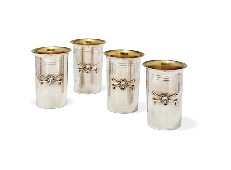 Group of four silver and silver-gilt hunting cups Gucci, 20th Century