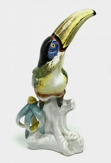 LARGE MEISSEN TUCAN BY PAUL WALTHER