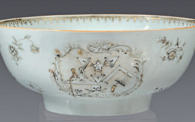 Large china punch bowl. Qianlong, 18th century, circa 1755. Decorated in grisaille and gold with two rocaille cartouches with Masonic symbols, framed with discarded flowers, ironwork frieze on the inner rim, gilding on the rim, small wears.