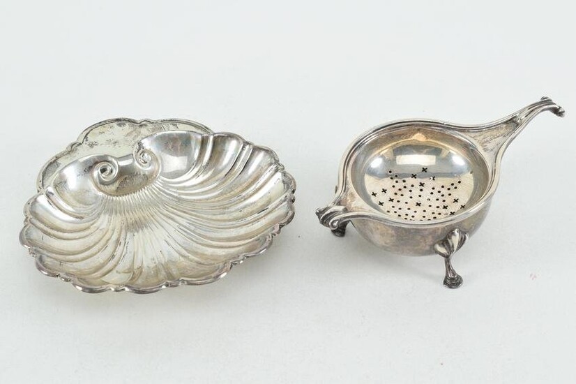 Lot of three sterling silver items. (1) Gorham shell