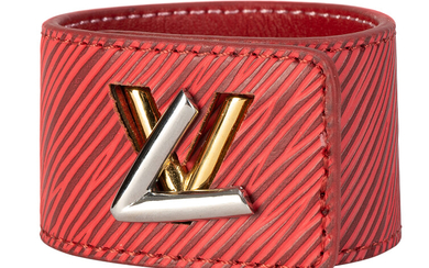 Louis Vuitton, bracelet Essential V en cuir épi rouge, PM diam. 6 cm