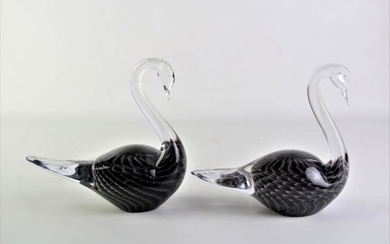 Marcolin Sfumato Pair of Swedish Art Glass Swans, signed FM Konstglas (H15cm)