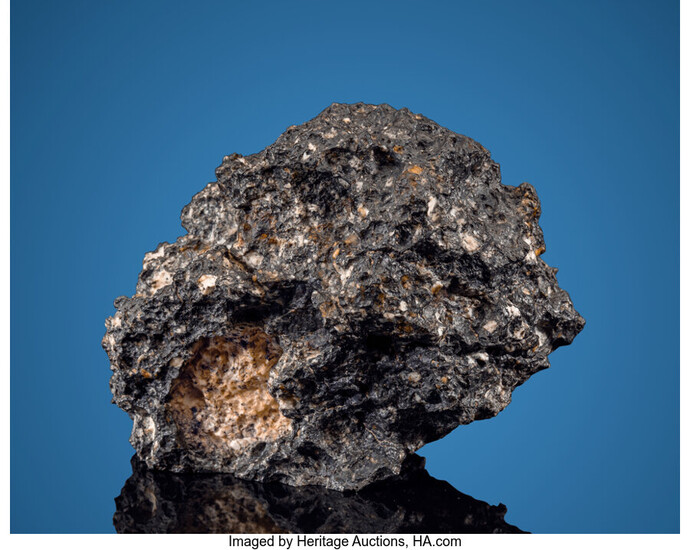 NWA 15304 Aubrite Meteorite Aubrite Northwest Africa Found: 2022...
