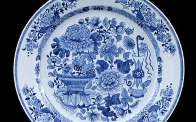 Porcelain dish with blue and white floral decor