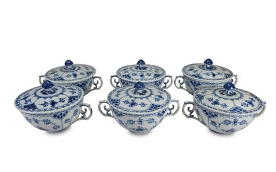 R Copenhagen blue fluted full lace set of 6 soup bowls