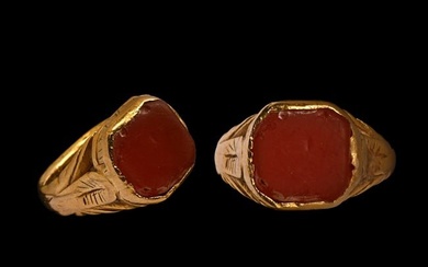 Seljuk Gold Ring with Square Cornelian Bezel