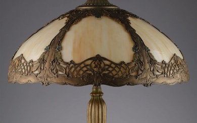 Signed Royal Art Glass Co. Slag Glass Table Lamp