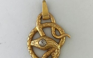 Snake pendant in gold 750°/°°° set with a...