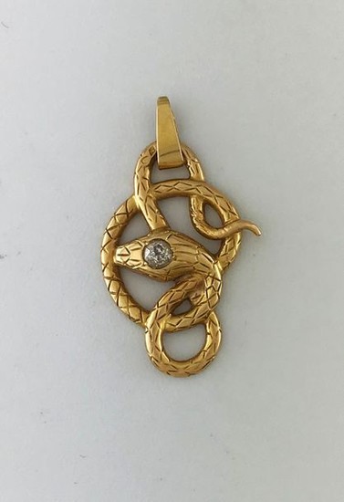 Snake pendant in gold 750°/°°° set with a...