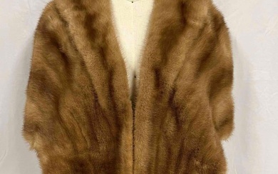 Strutin's Furs Scranton Mink Stole (H19)