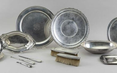 THIRTEEN PIECES OF STERLING SILVER HOLLOWWARE AND
