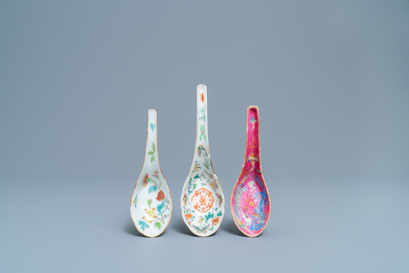 Three Chinese famille rose spoons, 19/20th C.