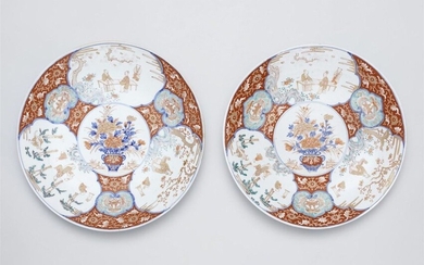 Two large Imari plates. Arita. 19th century