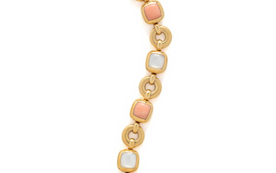 VAN CLEEF &amp; ARPELS, YELLOW GOLD, CORAL, AND MOTHER-OF-PEARL BRACELET
