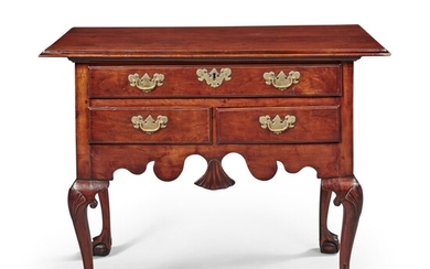 Very Fine and Rare Chippendale Carved Cherrywood Dressing Table, Southeastern Pennsylvania, Delaware or Maryland, Circa 1770
