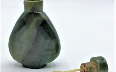 Vintage Polished Green Jade Snuff Bottle