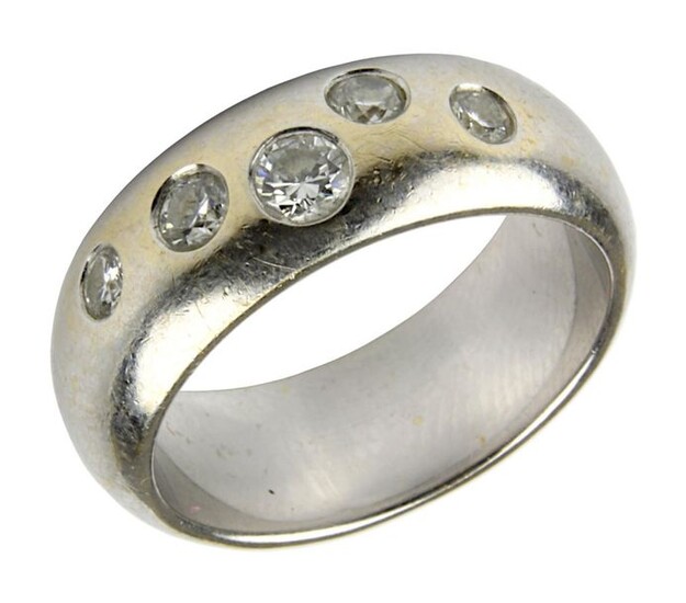 White gold band ring with diamonds, German, modern, ring bar hallmarked 750, set with 5 diamonds, approx. 0.50 ct, white, vvsi - vsi, ring size 52, weight 10 g, surface scratched. 2029-015