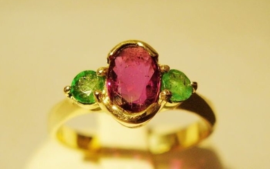 14 kt. Gold - Ring Ruby - Emerald