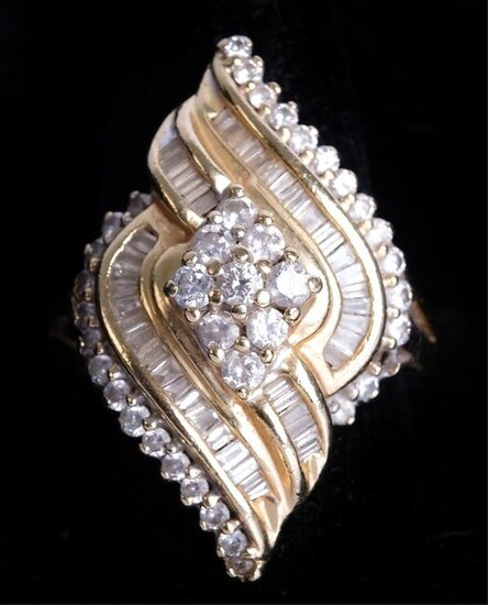 14K Yellow Gold & Diamond Ladies Ring, Size 8