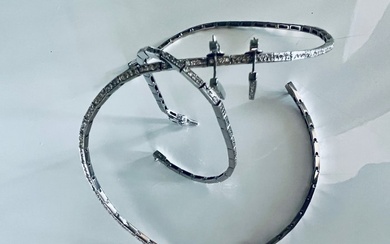 18 kt. White gold - Bracelet, Earrings, Necklace - 3.93 ct Diamond