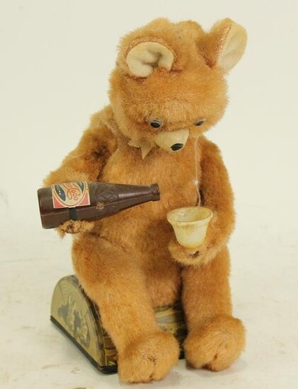 1950's ALPS JAPAN BATTERY OPERATED PICNIC BEAR