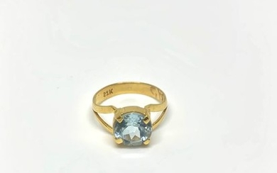 21,6 kt. Yellow gold - Ring - 2.10 ct Topaz