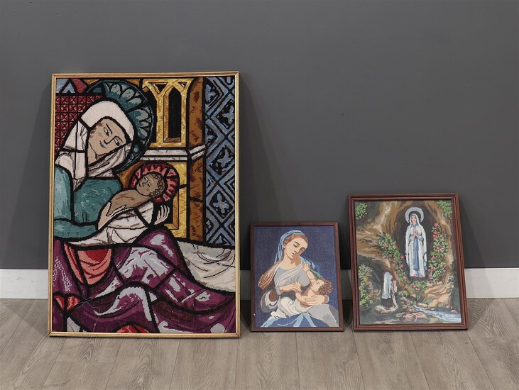 (-), 3 borduurwerken met religieuze afbeeldingen, w.o. Madonna...
