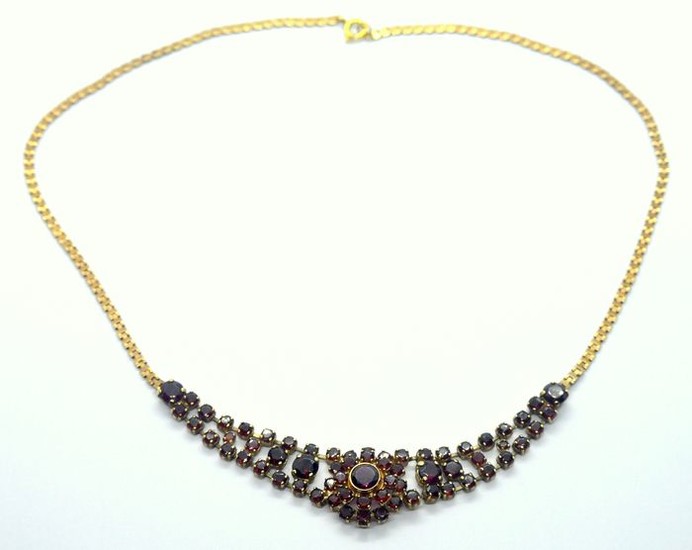 333 Yellow gold - Necklace - 6.00 ct Garnet