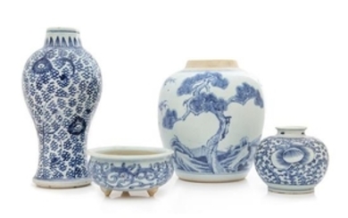 Four Blue and White Glazed Porcelain Articles