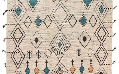 8 x 11 Handmade Contemporary Moroccan Wool Rug