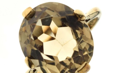 9ct gold smoky quartz dress ring