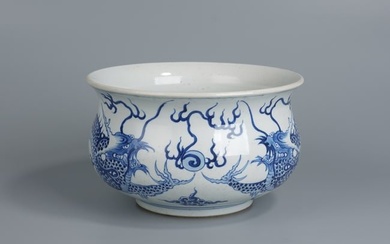 A CHINESE BLUE AND WHITE 'DRAGONS' CENSER