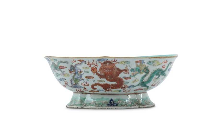A CHINESE FAMILLE ROSE LOBED 'NINE DRAGONS' STEM BOWL.