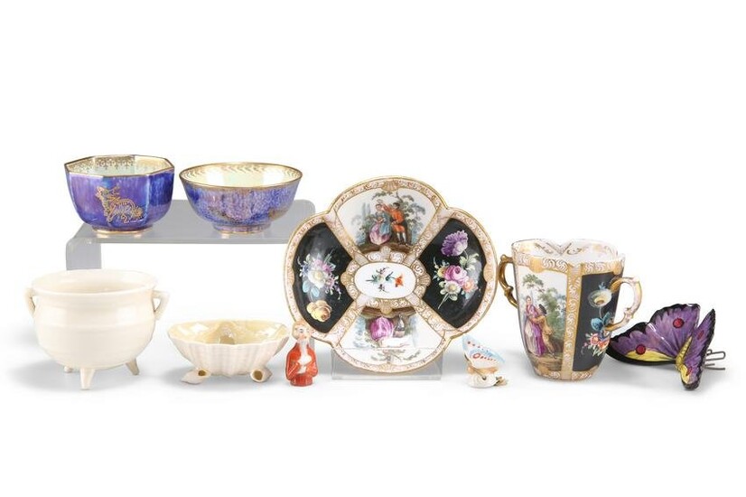 A GROUP OF CERAMICS, including two Wedgwood dragon