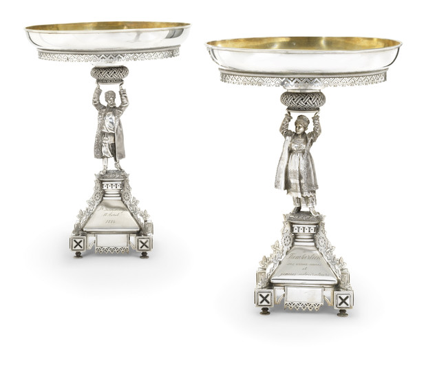 A PAIR OF LARGE PARCEL-GILT SILVER TAZZAS, MARK OF A. MARTIANOV, ST PETERSBURG, 1884
