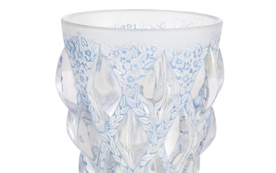 A RENÉ LALIQUE 'RAMPILLON' VASE 1930s or early 1940s, the model introduced 1927