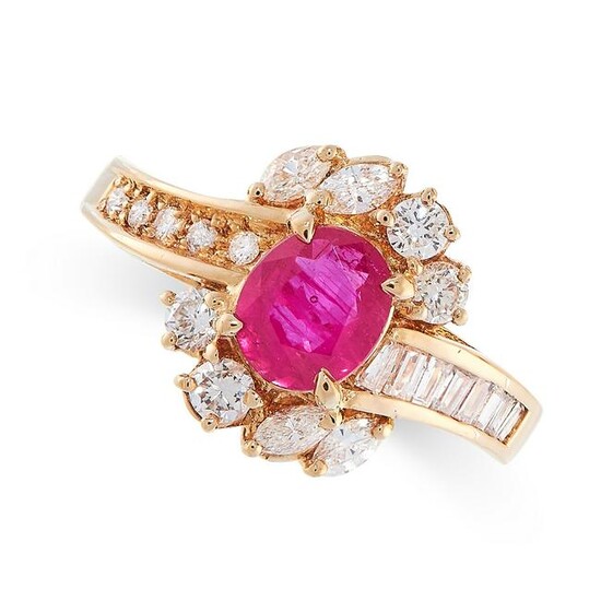 A RUBY AND DIAMOND RING in 18ct yellow gold, set with